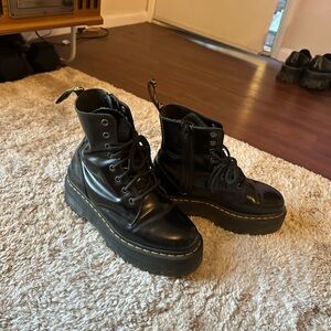 Platform Doc Marten Boots Size 9 Womens